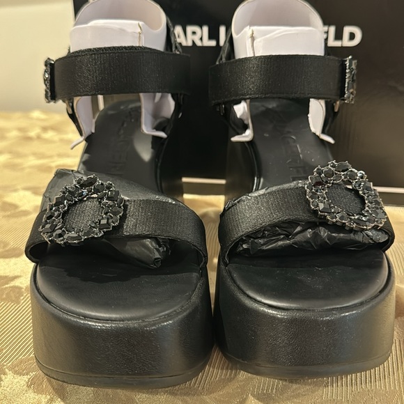 Karl Lagerfeld Kiana Platform Sandal. Ladies 9 - Picture 7 of 12